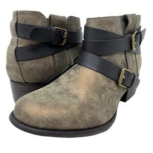 Natural Reflections Ankle Boots